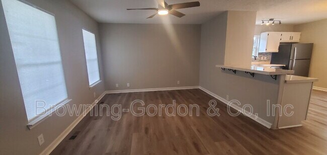 Photo - 1727 14th Ave N