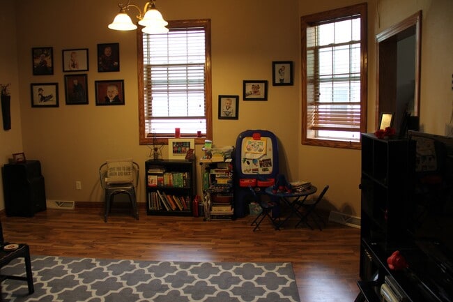 Photo - 2440 N Oakland Ave