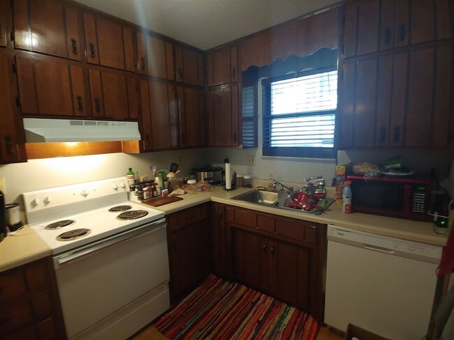 Photo - 2346 La Rue Ct