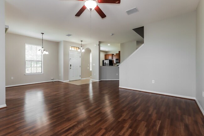 Photo - 5511 Kinglethill Dr