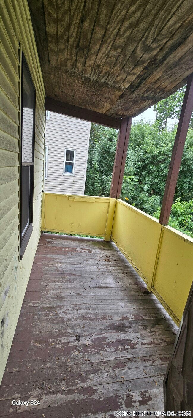 Photo - 125 Capen St Unidad 2