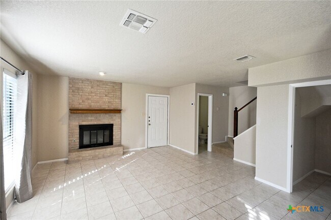 Photo - 1024 Mission Dr