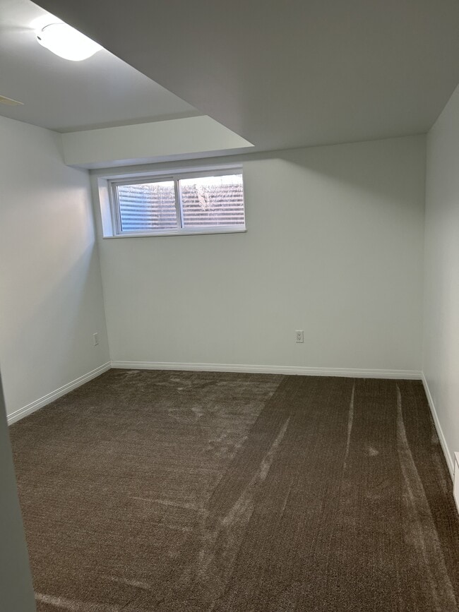 Photo - 12521-12577 77 St NW Unit 12521 - Bsmt