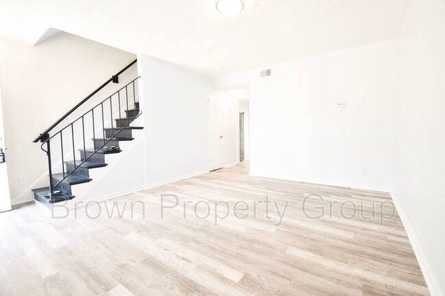 Photo - 2105 Grand Prix Dr