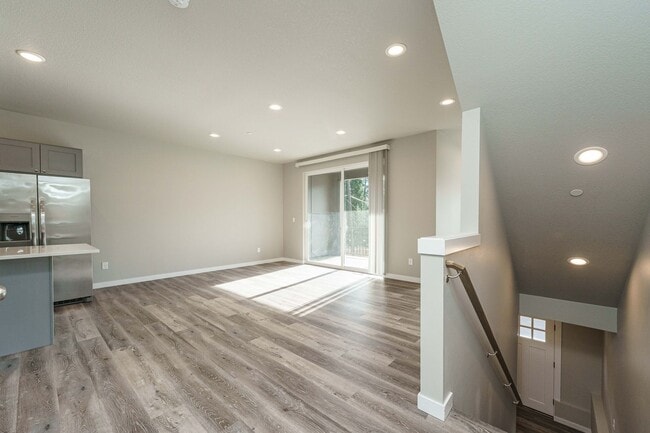 Photo - 804 NW 7th Ave
