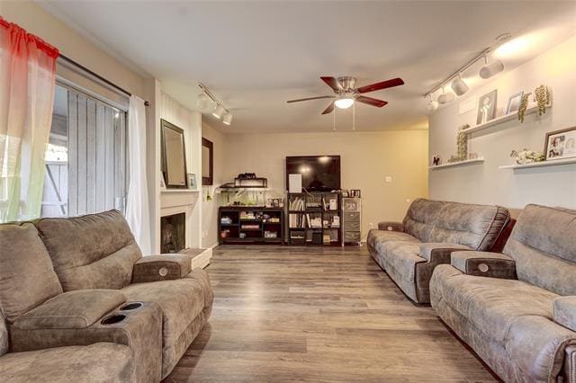 Building Photo - 5150 Amesbury Dr