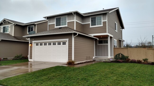 Spacious Fife 3 Bedroom with Fenced Yard! - Spacious Fife 3 Bedroom with Fenced  Yard! House