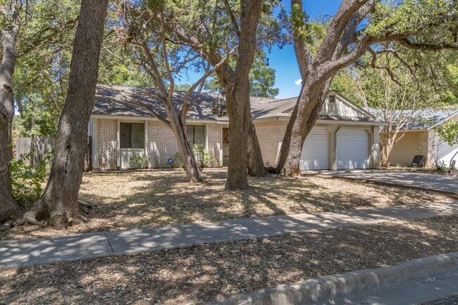 Building Photo - 10200 Missel Thrush Dr Rental
