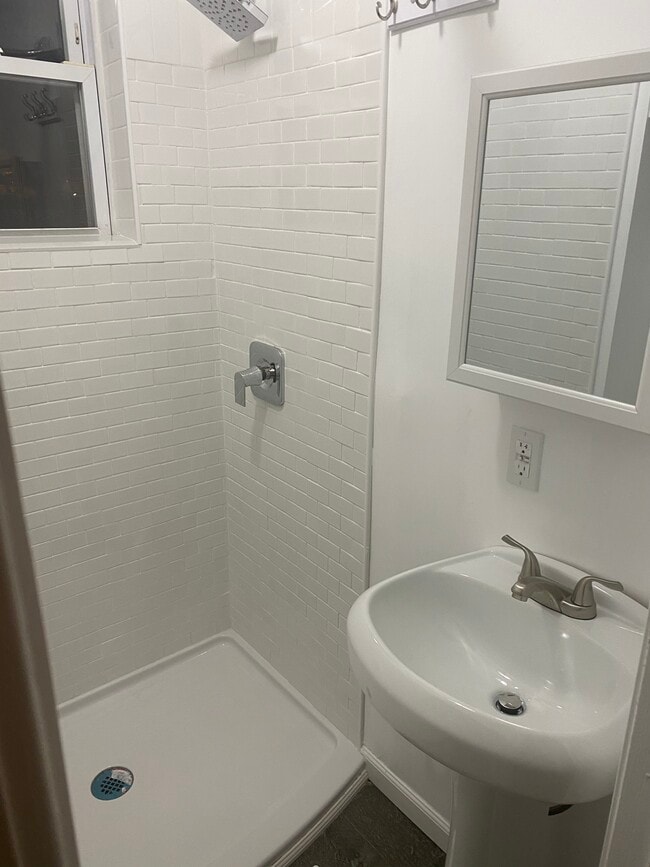 Photo - 3501 Boulevard of the Allies Blvd Unidad 1