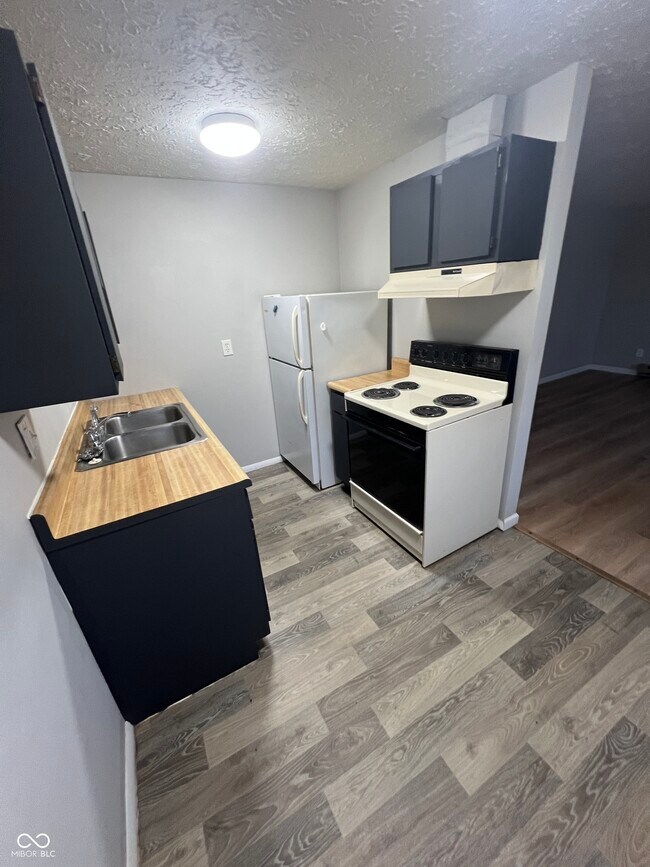 Photo - 1818 Michigan St Unit 2