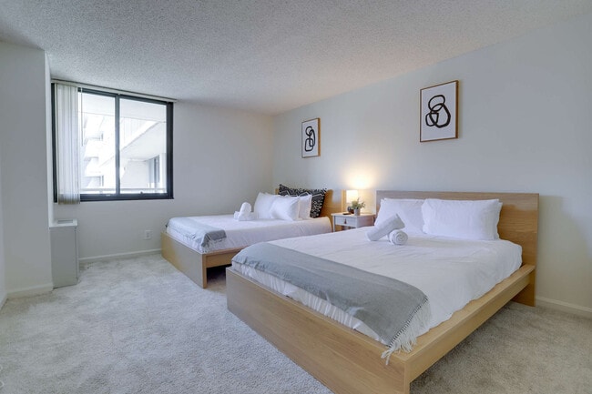 Photo - 320 23rd St S Unit FL10-ID1053020P