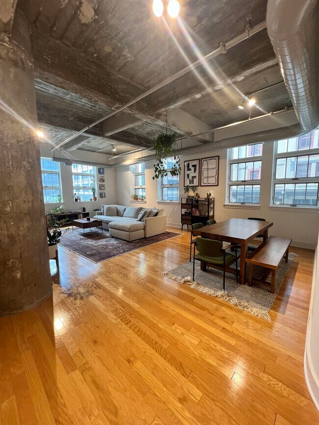 Photo - 140 Bay St Unidad # 2H