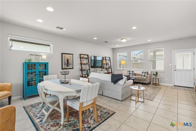 Photo - 2104 Pecan Island Dr