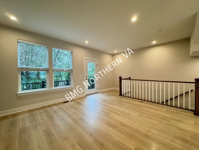 Photo - 1021 S Taylor Ct
