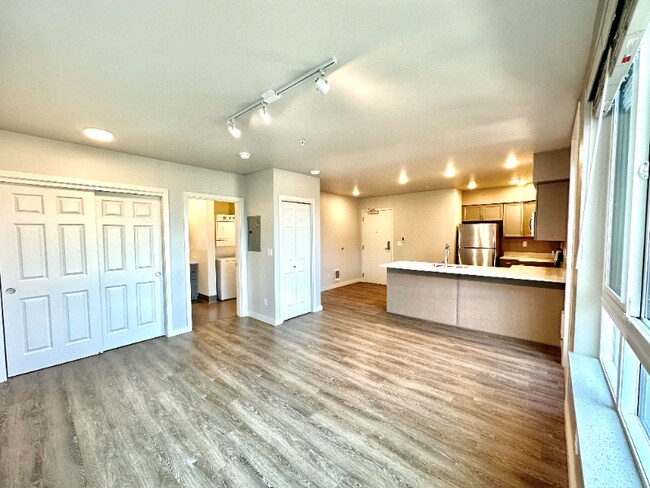 Photo - 2330 Yakima Ct Unit D301