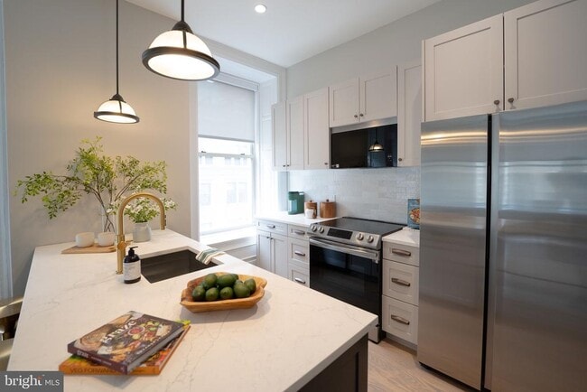 Building Photo - 200 S Broad St Unit 1011 Rental