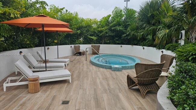 Photo - 700 NE 24th St Unit 4005