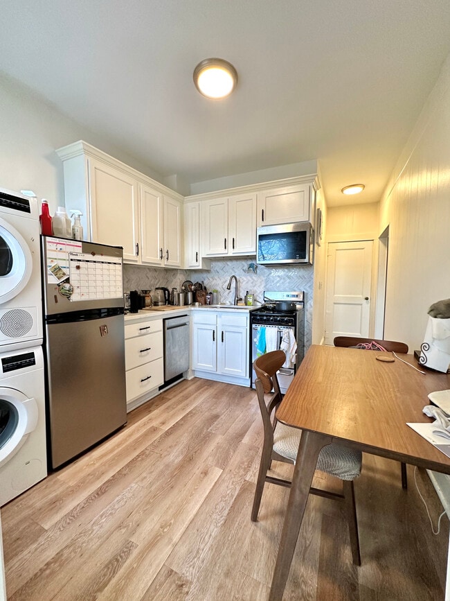 Photo - 130 Fuller St Unit 6