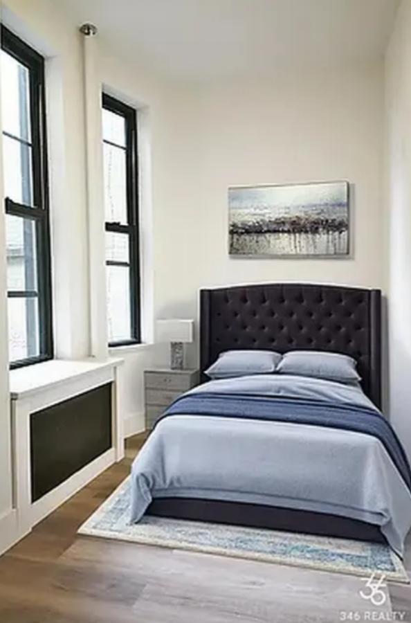 Photo - Broadway Unit 5I