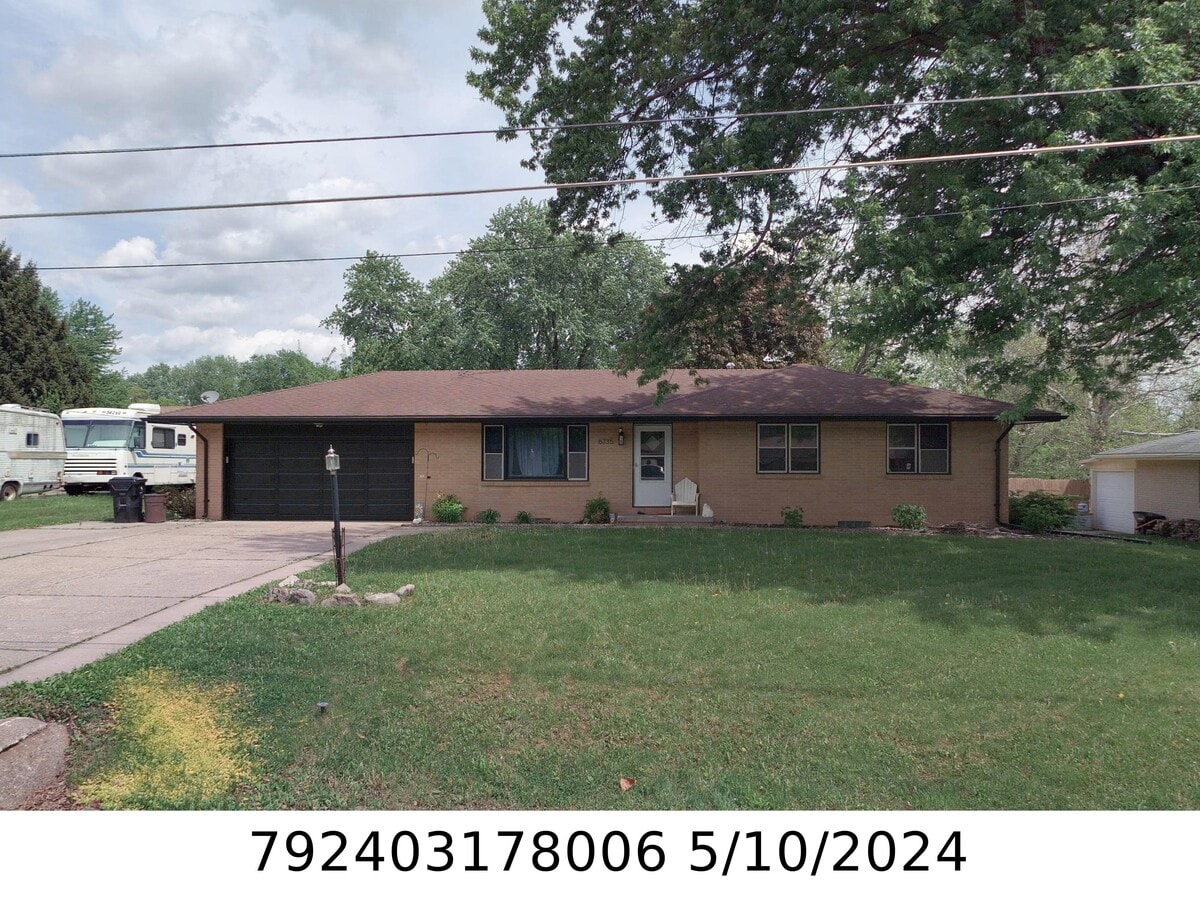 Photo - 6735 NW 10th St