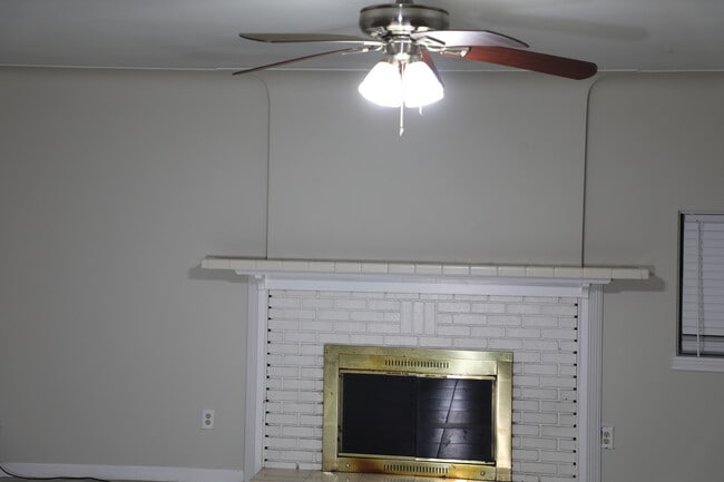 Photo - 25323 Orchard Lake Rd