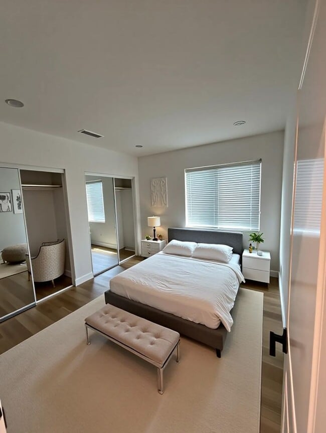 2008 Vineyard Ave Unit 2008