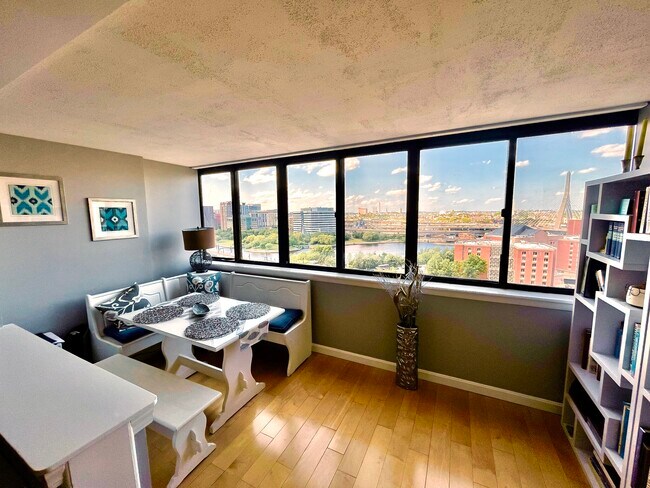 Photo - 10 Whittier Pl Unit 3