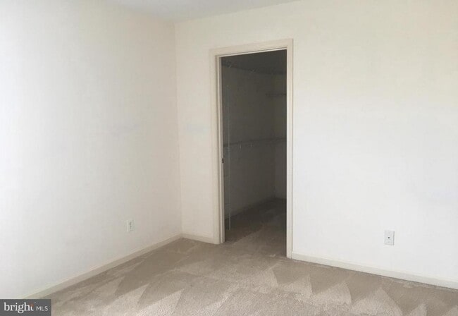 Photo - 7209 Bladen Pl