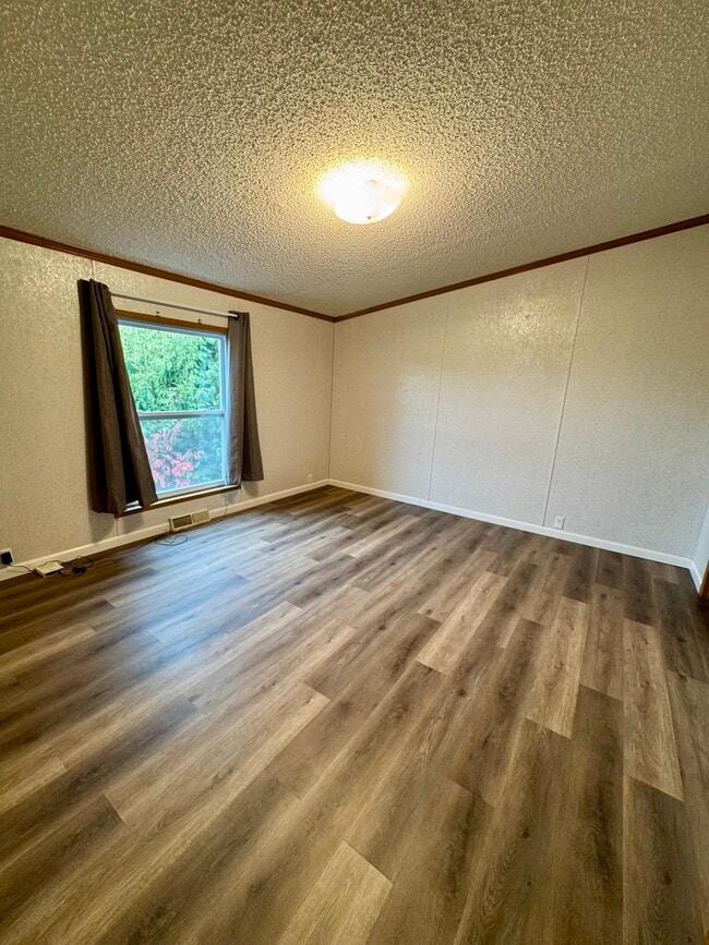 Photo - 14401 134th Ave W