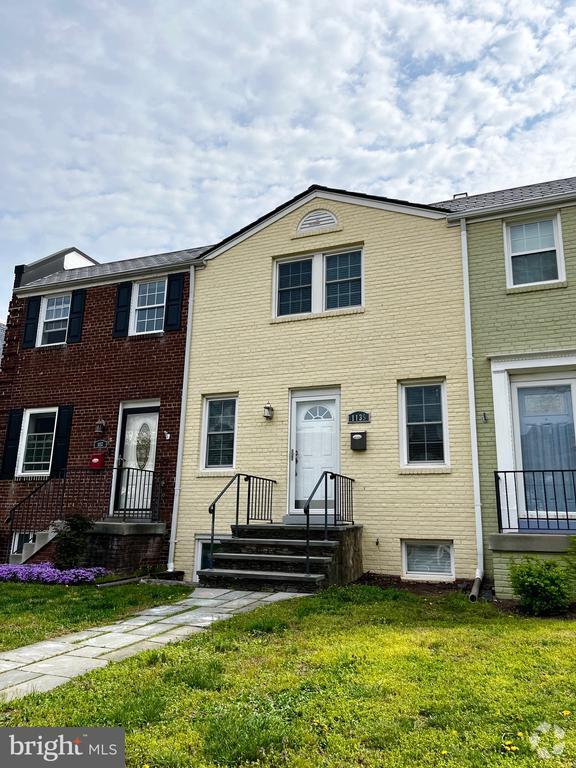 Building Photo - 1135 Colonial Ave Rental
