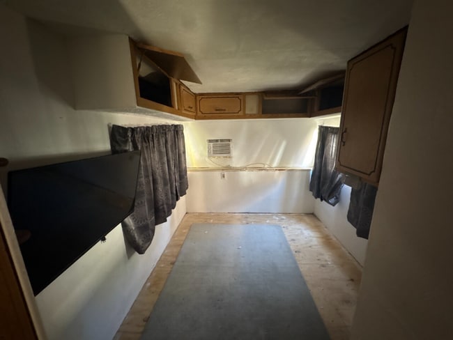 Photo - 4115 Aurora Rd