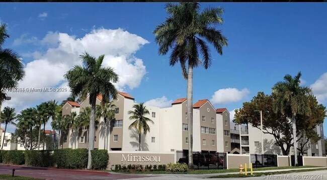Photo - 6135 NW 186th St Unidad 205 Rental