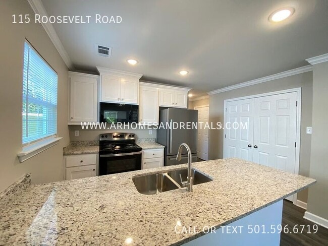 Photo - 115 Roosevelt Rd