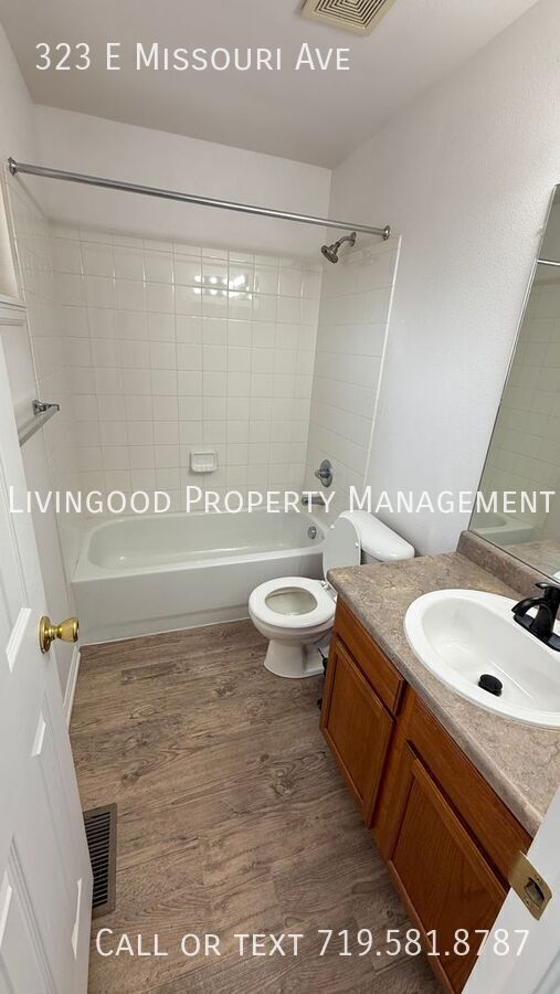 Photo - 323 E Missouri Ave