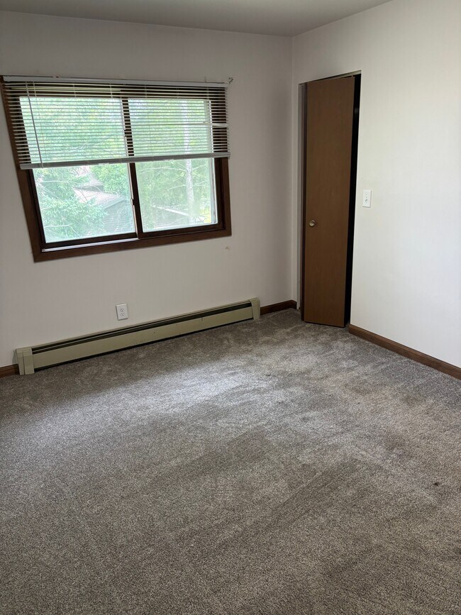 Photo - Mosinee Apartments