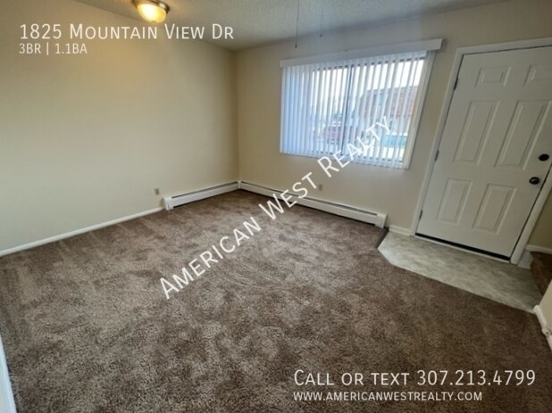 Photo - 1825 Mountain View Dr