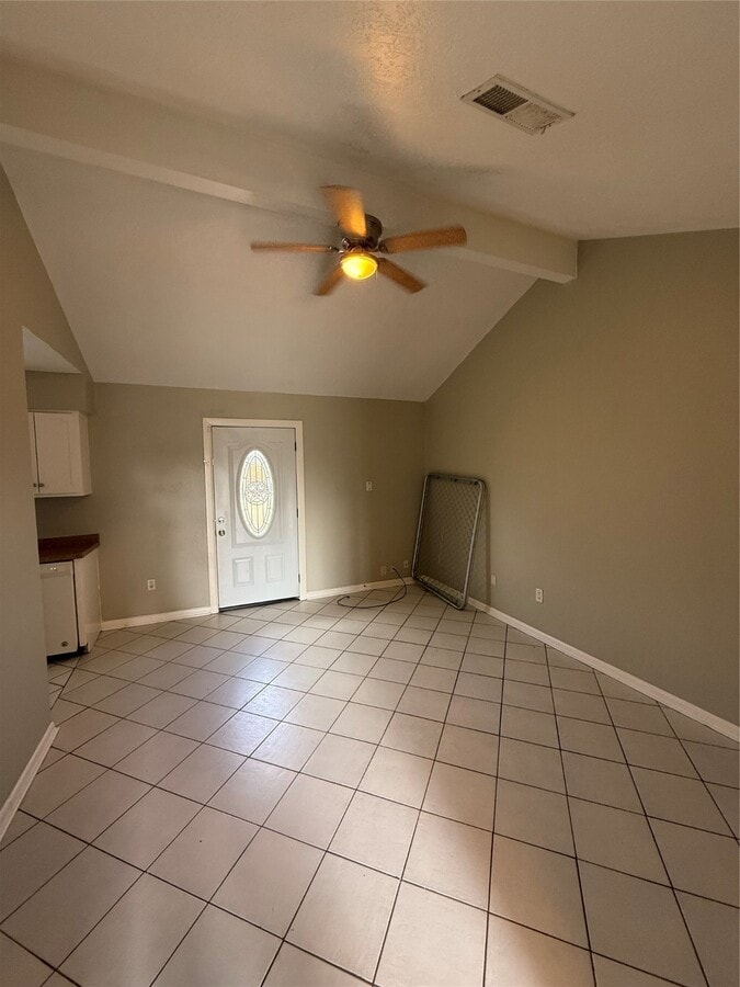 Photo - 5414 Hazel St