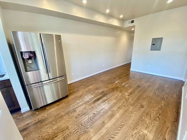Photo - 1753-1763-1763 Fulton St Unidad 1757