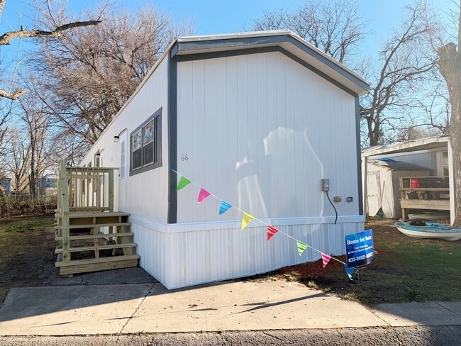 Building Photo - 110 N Michigan St