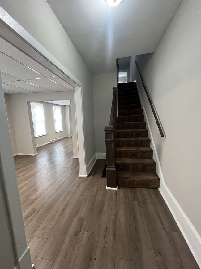 Photo - 732 Winchester Ave