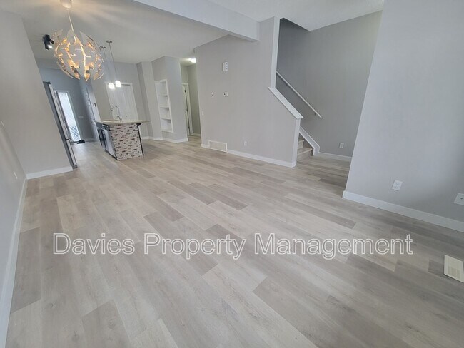 Photo - 8209-8217 217 St NW