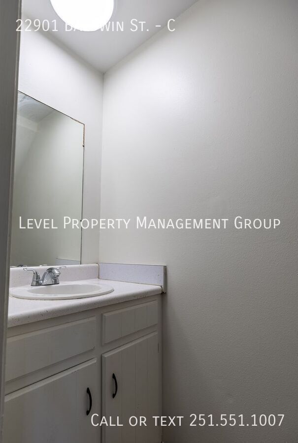 Photo - 22901 Baldwin St Unit C