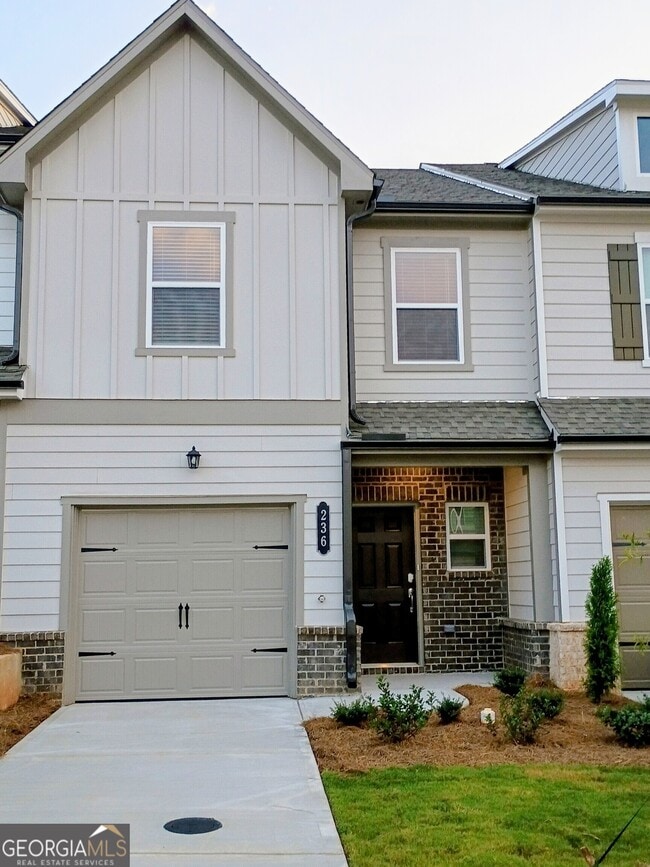Building Photo - 236 Kenoot Dr Rental
