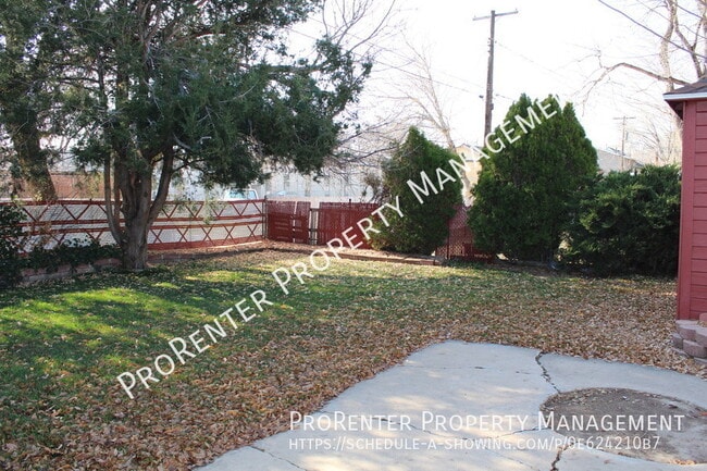 Photo - 747 E 22nd St