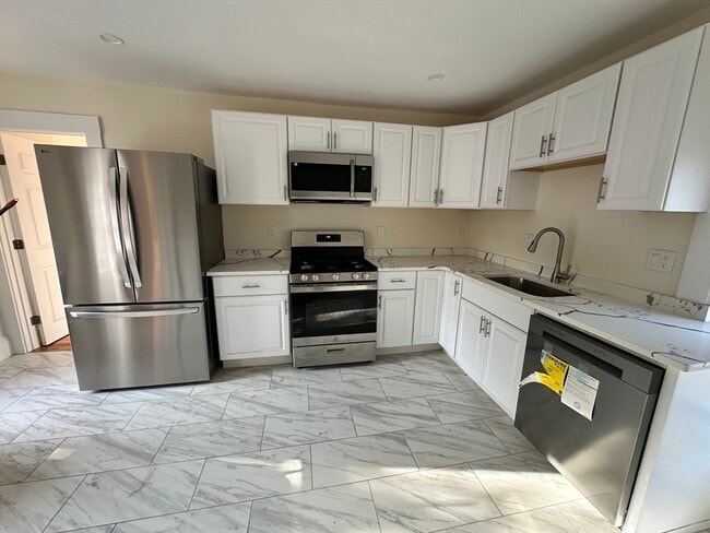 Photo - 64 Cedar St Unidad 2