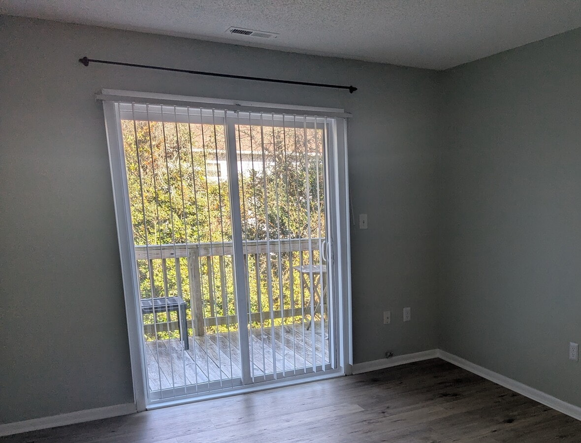 Photo - 3309 Bridges St Unidad 26