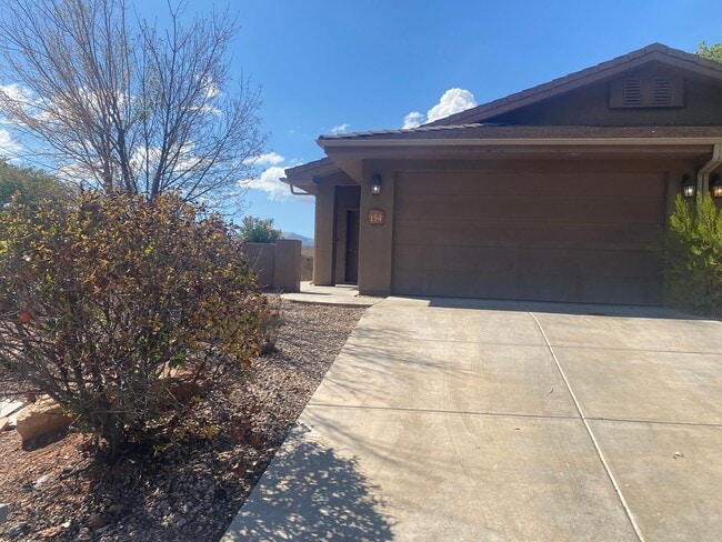 Building Photo - Shadow Mountain duplex
