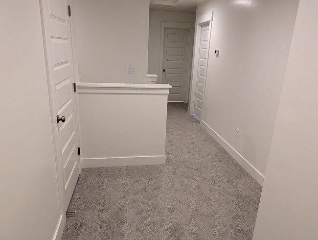Photo - Move In Ready 4 Bedroom Home!
