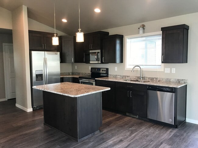 Photo - 4 Bed 3 Bath Single Family Home