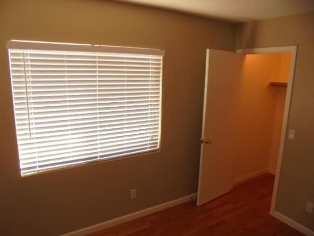 Photo - 11801 N Olive St